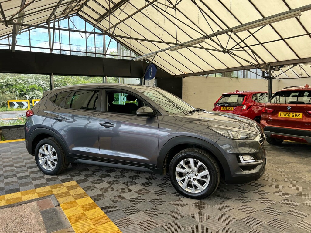 Hyundai Tucson Suv BK19ZNV Grey #2