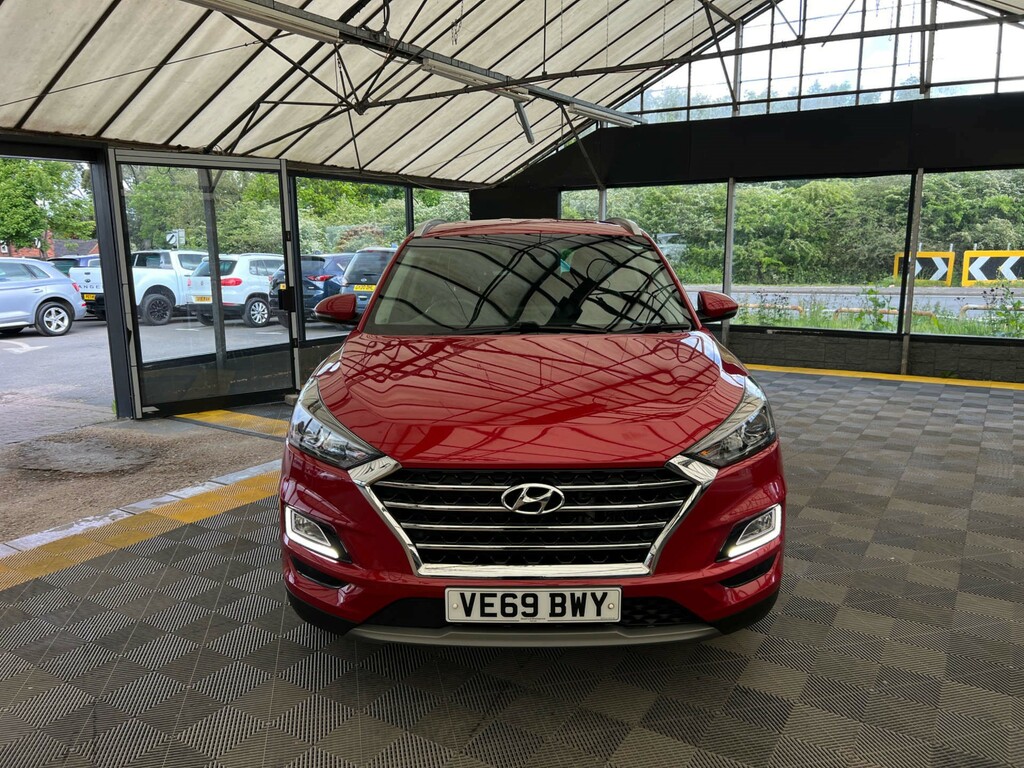 Hyundai Tucson Tucson Premium 48V Mhev Crdi 2Wd VE69BWY Red #2