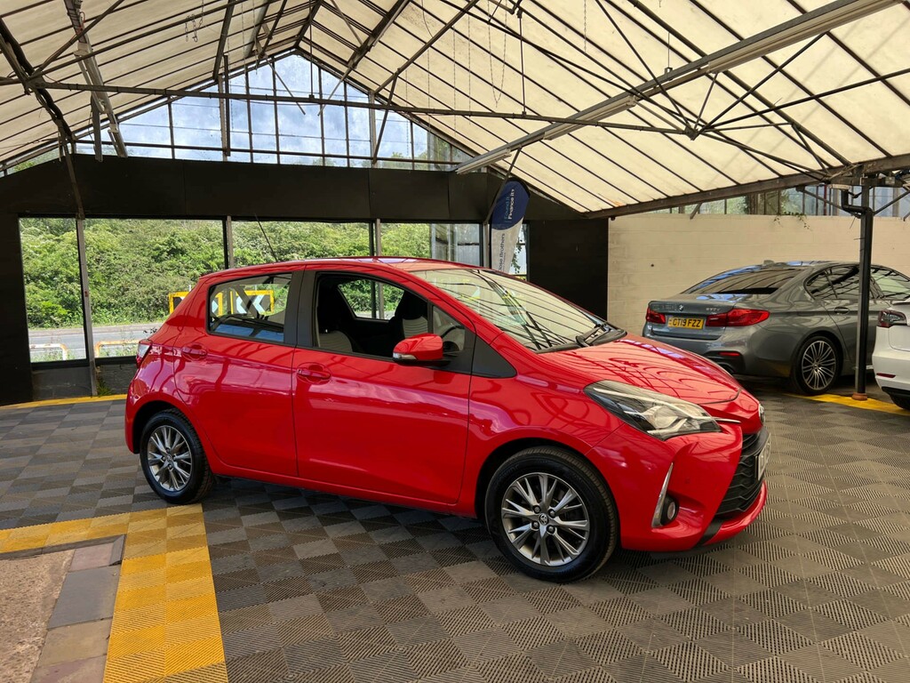 Toyota Yaris Hatchback Red