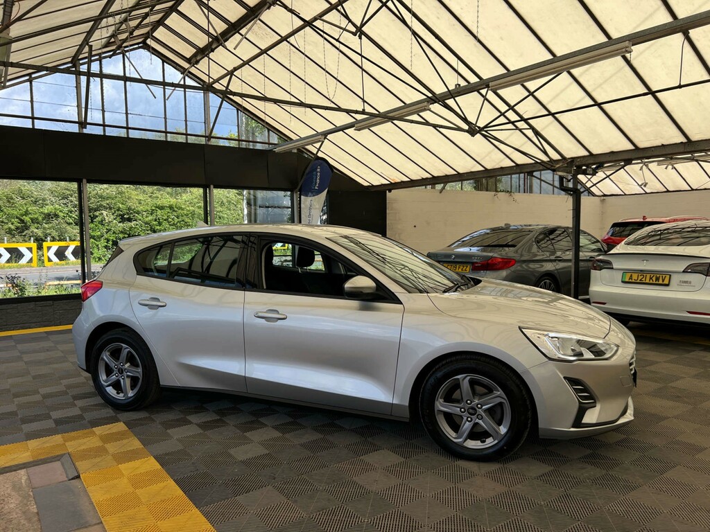 Ford Focus Hatchback Silver