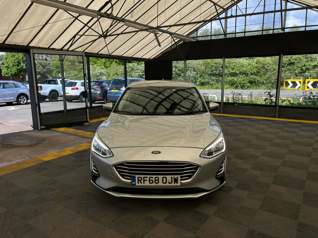 Ford Focus Hatchback RF68OJW Silver #2