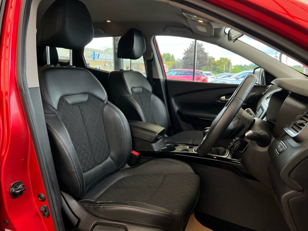 Renault Kadjar Iconic Tce HT19OMP Red #5