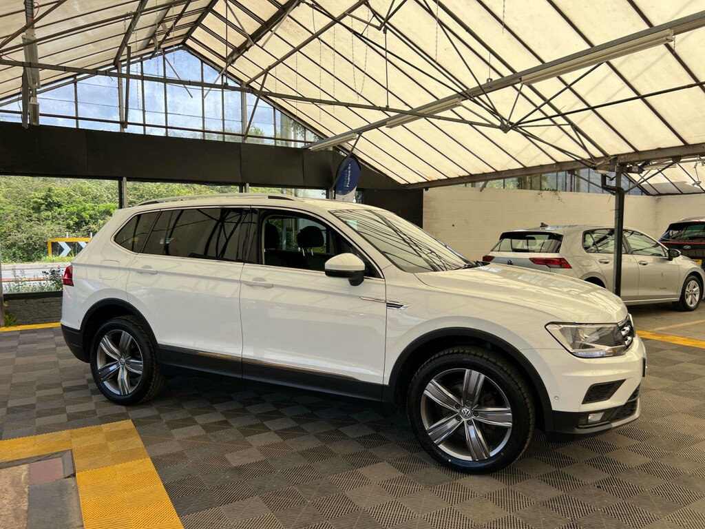 Volkswagen Tiguan Suv MM69CZJ White #2