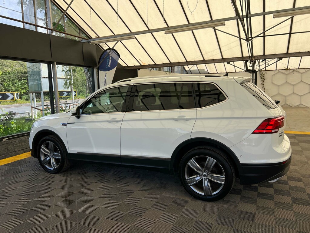 Volkswagen Tiguan Suv MM69CZJ White #5