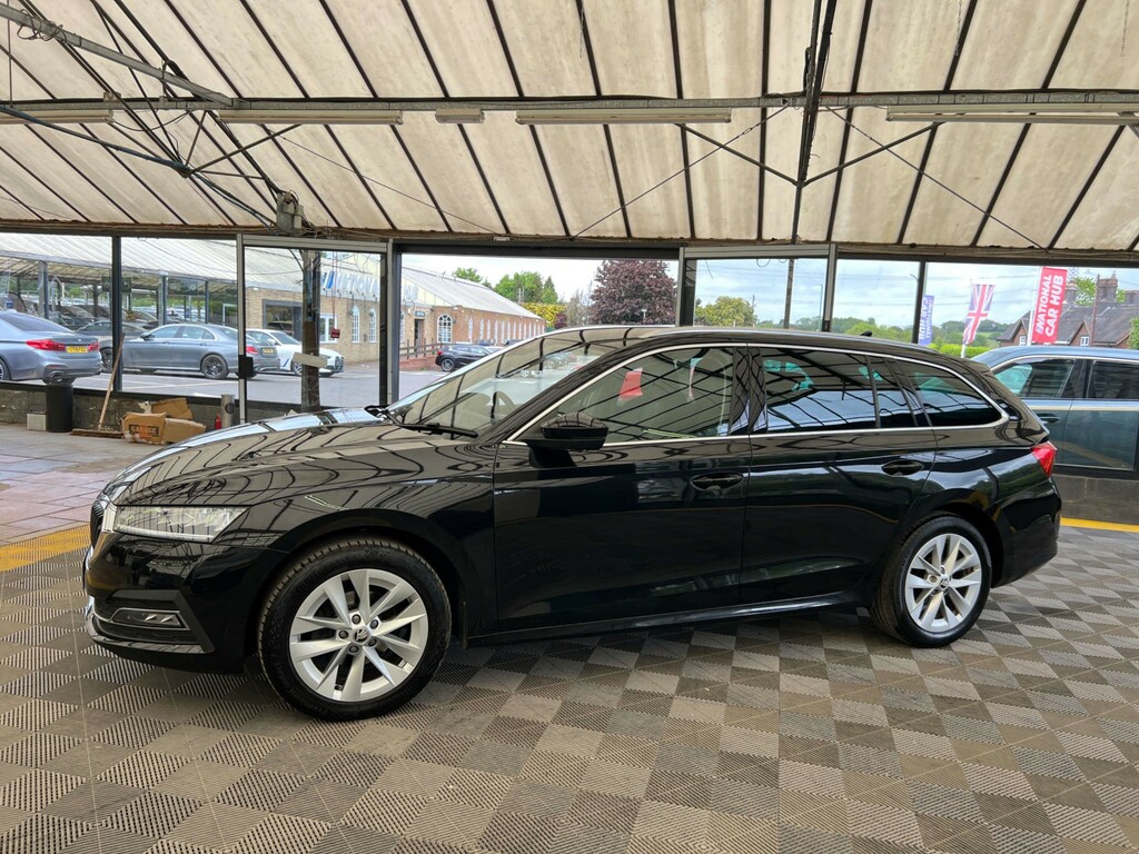Skoda Octavia Estate LC71VKH Black #3