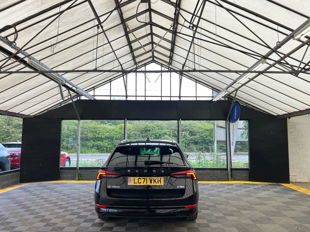 Skoda Octavia Estate LC71VKH Black #5