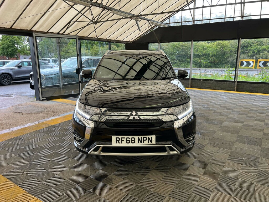 Mitsubishi Outlander Suv RF68NPN Black #3
