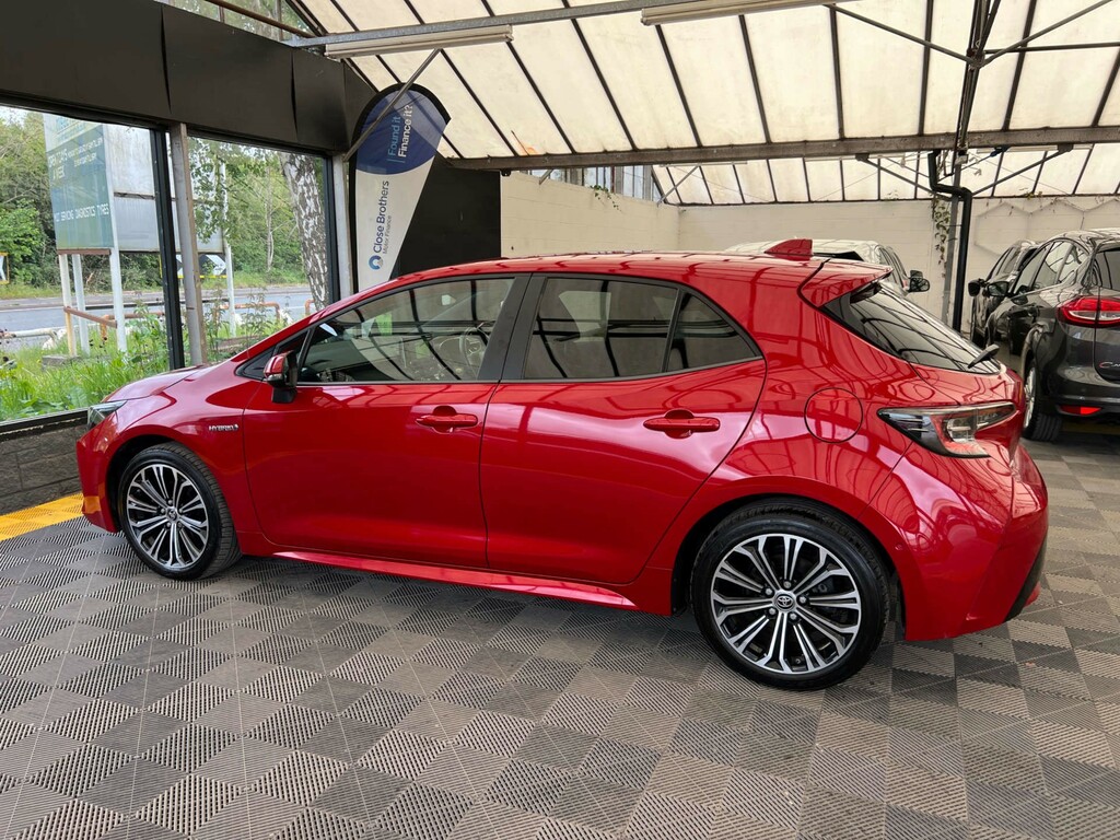 Toyota Corolla Hatchback YS20MBU Red #4