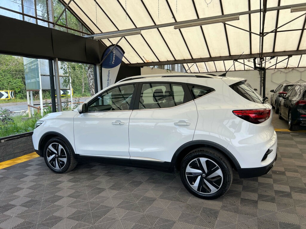 MG ZS Suv SJ22EKD White #5