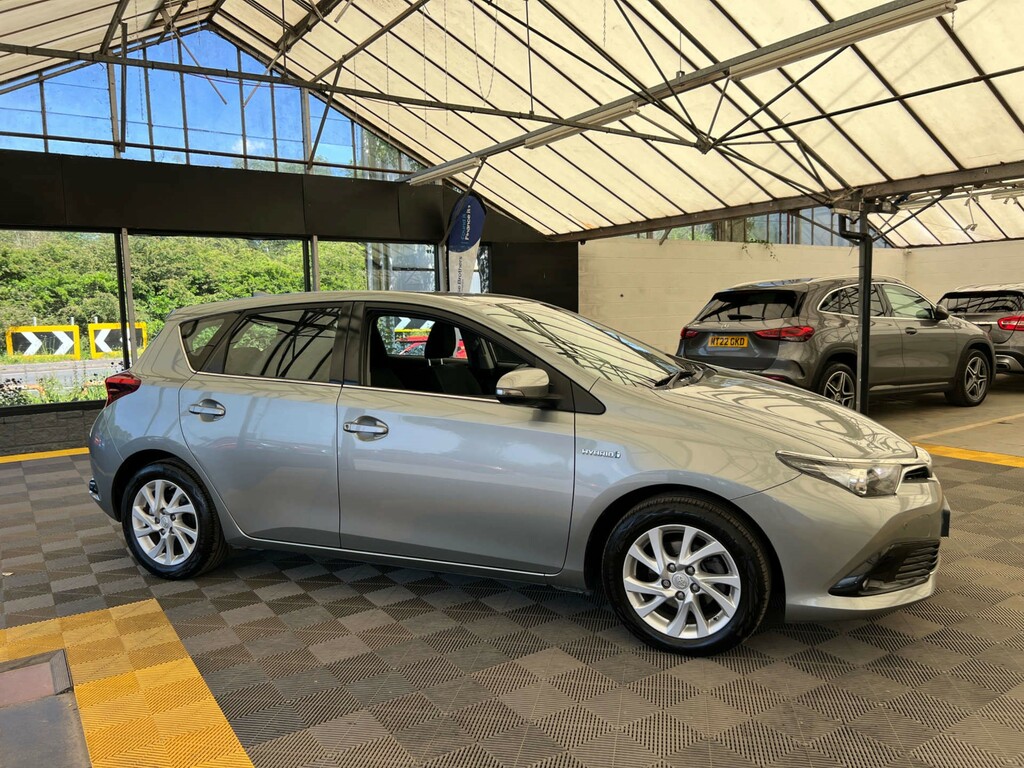 Toyota Auris Hatchback Grey