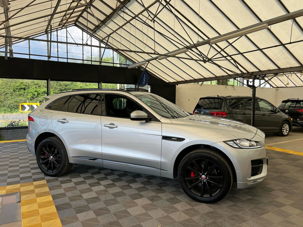 Jaguar F-Pace Suv Silver