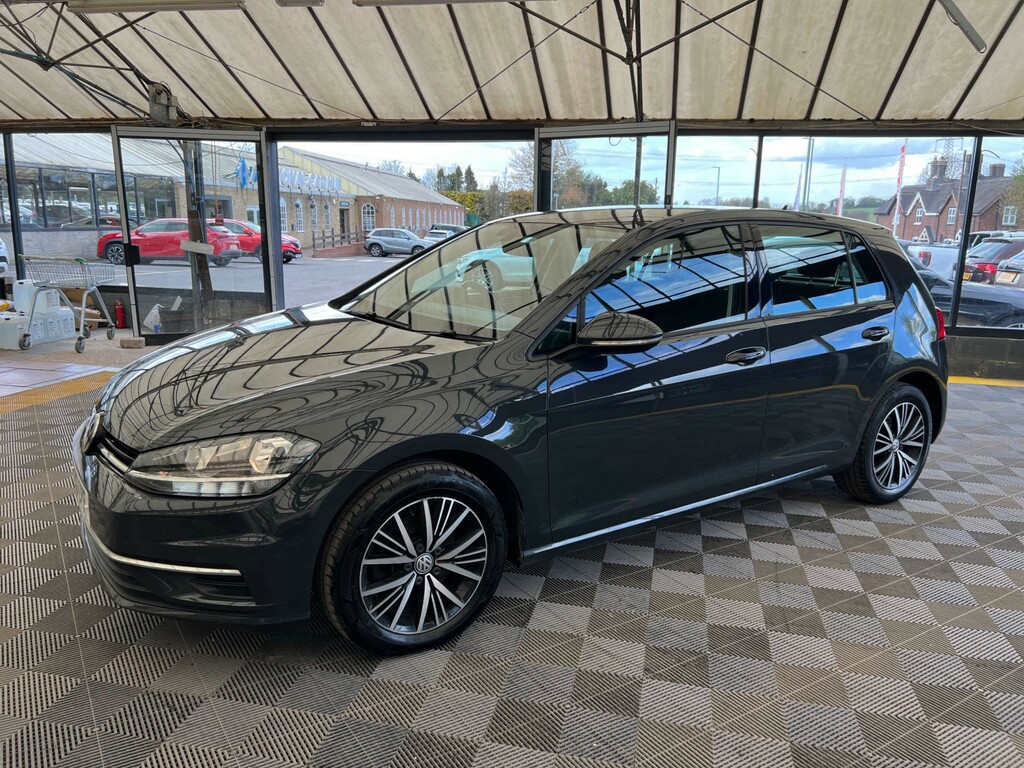 Volkswagen Golf Hatchback CE18CPF Grey #4