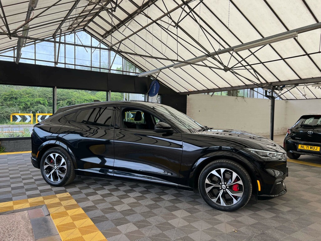 Ford Mustang Suv Black #2