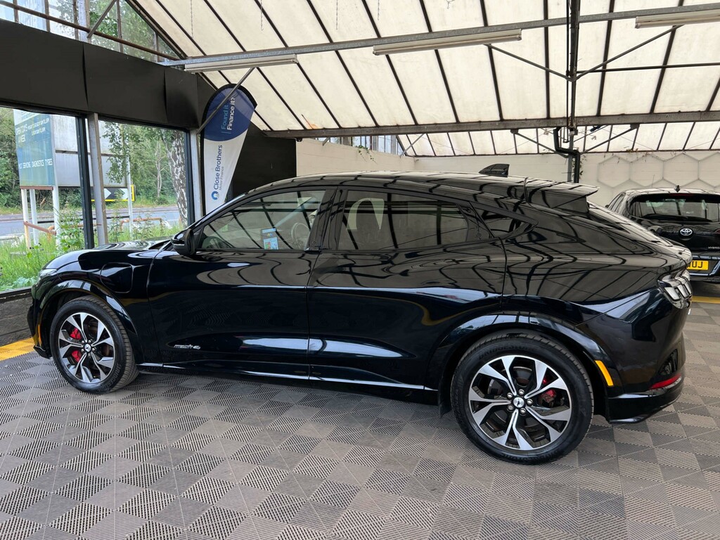 Ford Mustang Suv Black #5