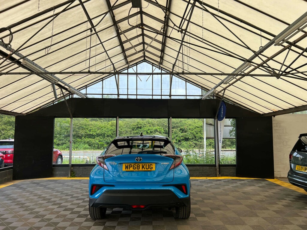 Toyota C-Hr Suv WP68KUG  #4