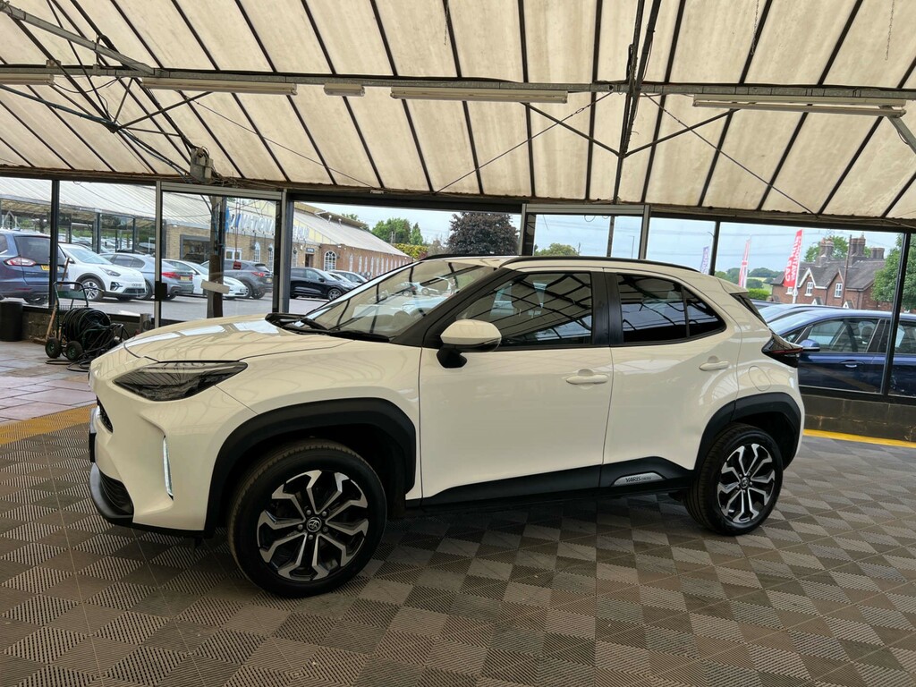 Toyota Yaris Cross Suv NU23MZF White #4