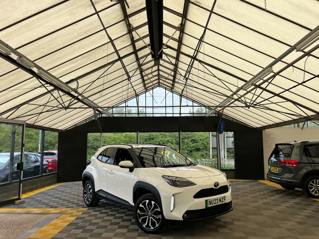 Toyota Yaris Cross Suv White