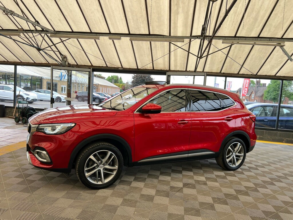 MG HS Suv LC23TFE Red #3
