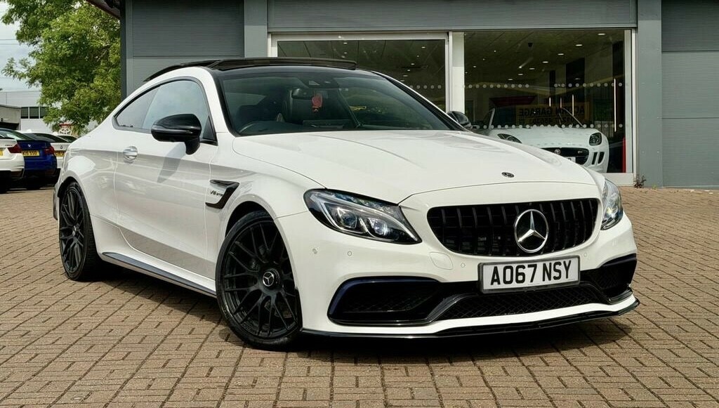 Mercedes-Benz C Class 4.0 C63 V8 Biturbo Amg 201767 White