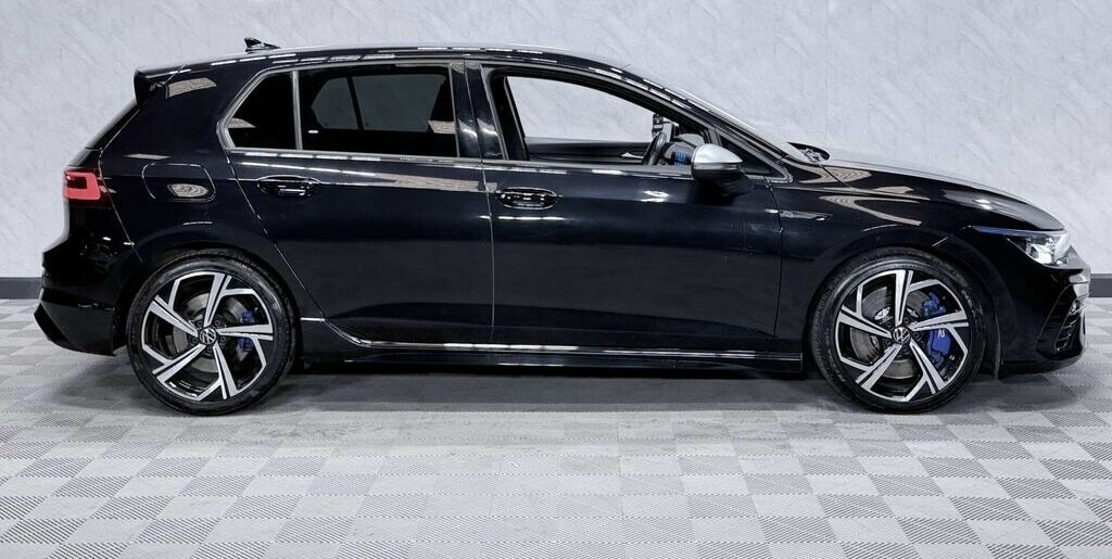 Volkswagen Golf 2.0 Tsi R 202121 CK21MVM Black #4