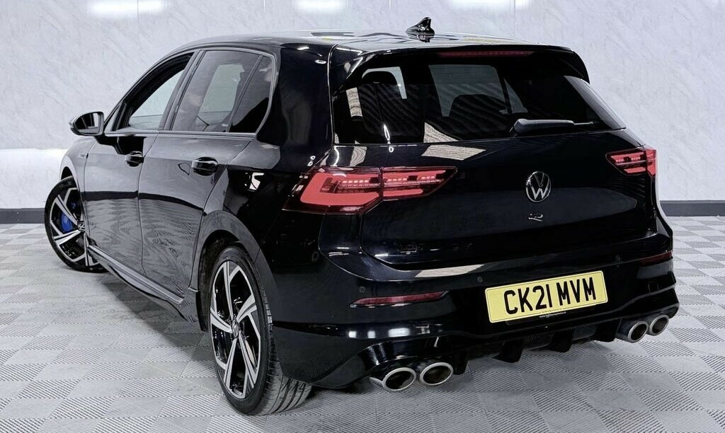 Volkswagen Golf 2.0 Tsi R 202121 CK21MVM Black #2