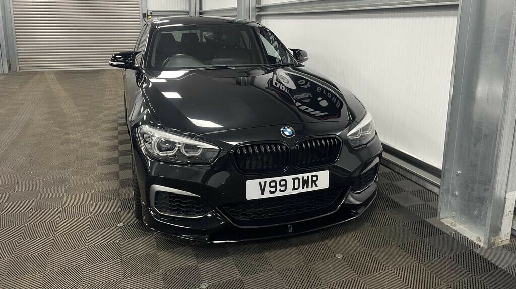 BMW 1 Series 3.0 M140i Shadow Edition 5-Door 201867 V99DWR Black #3