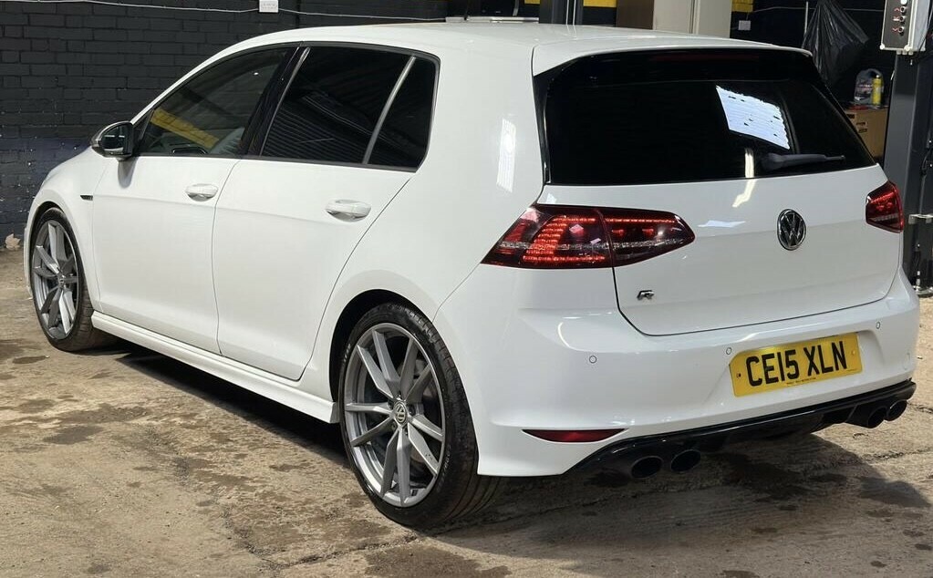 Volkswagen Golf 2.0 Tsi Bluemotion Tech R 201515 CE15XLN White #6