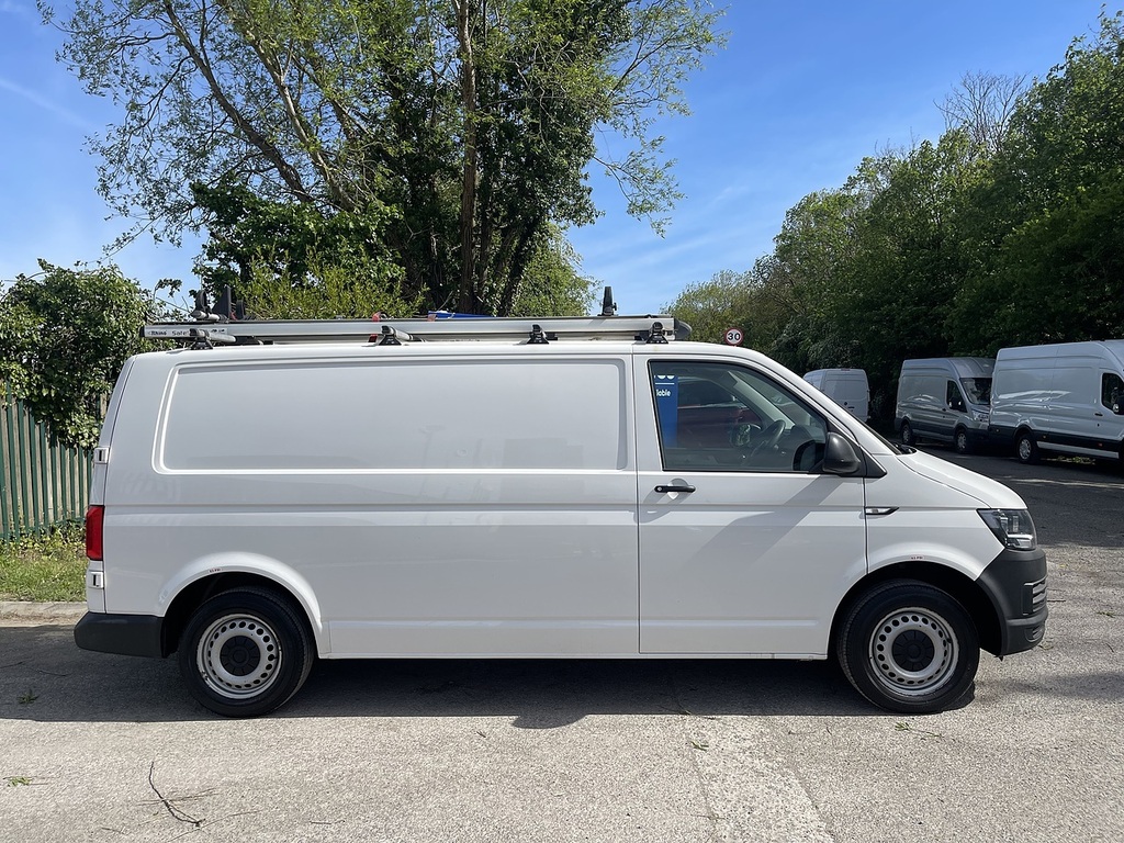 Volkswagen Transporter 2.0 Tdi T32 Bluemotion Tech Startline Fwd Lwb Euro DY19JYO White #4