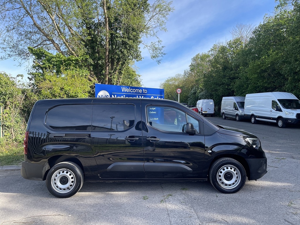 Vauxhall Combo 1.5 Turbo D 2300 Prime L2 H1 Euro 6 Ss 6Dr DY23OCU Black #6