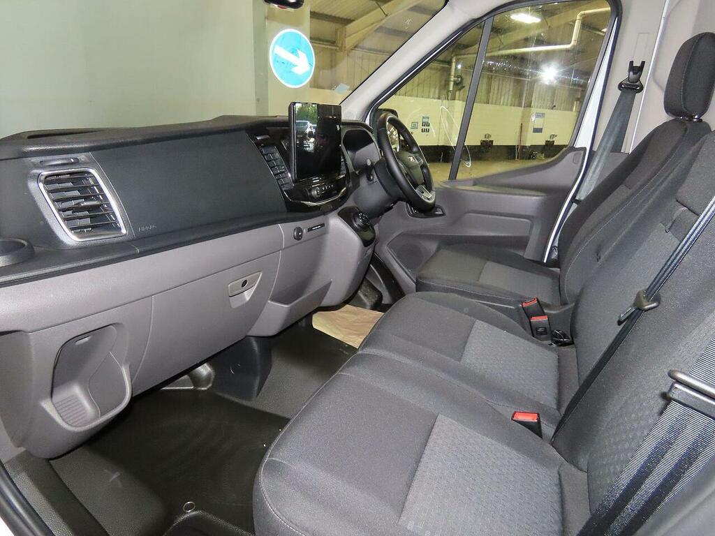 Ford Transit Custom E-transit Trend Panel Van AF74UHO White #5