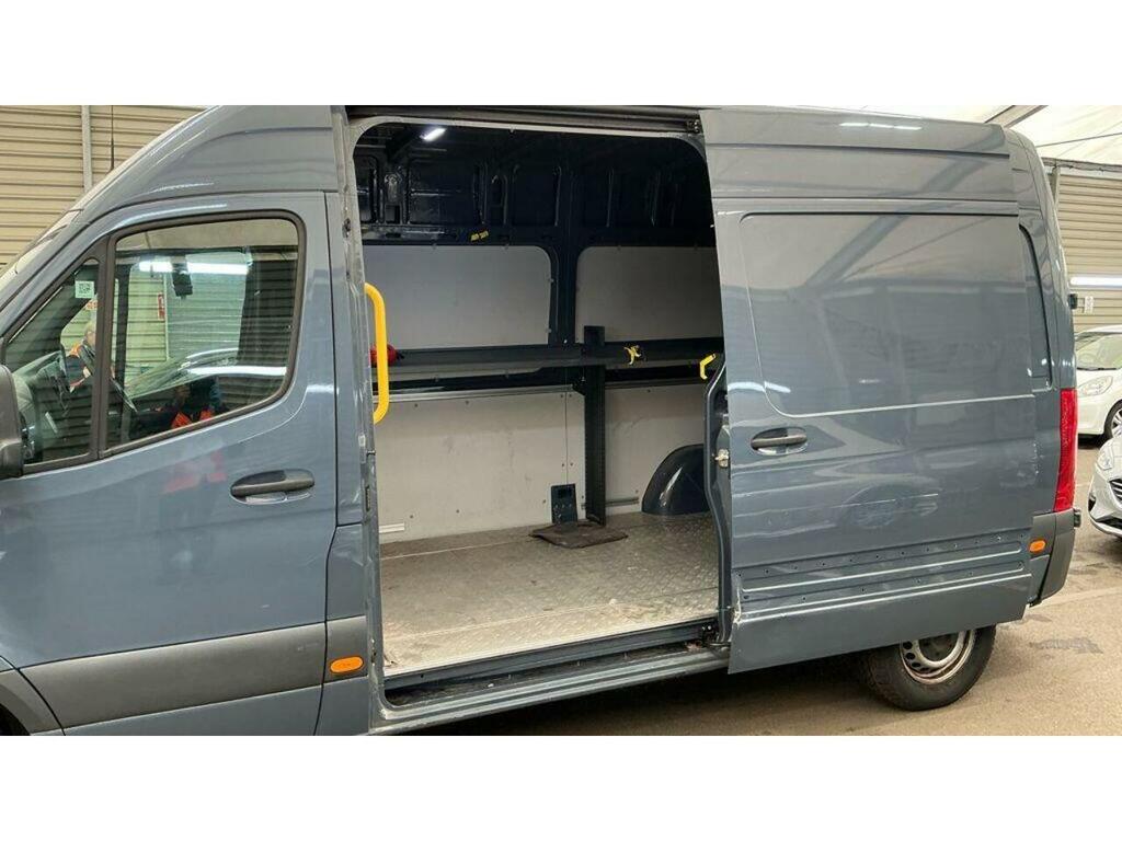 Mercedes-Benz eSprinter Esprinter Progressive Panel Van Grey #2