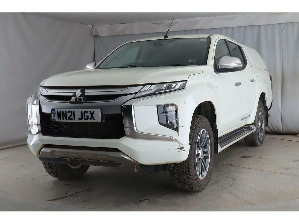 Mitsubishi L200 2.2 Di-d Dc Barbarian 4Wd Euro 6 Ss White #5