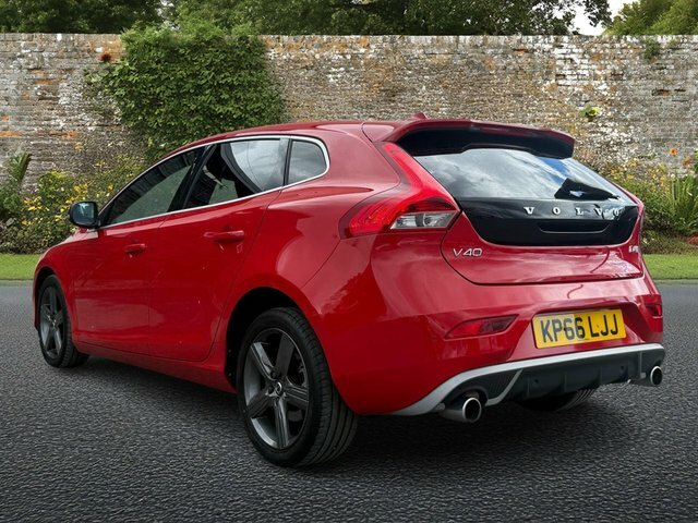 Volvo V40 2.0 D4 R-design Hatchback Euro 6 KP66LJJ Red #6