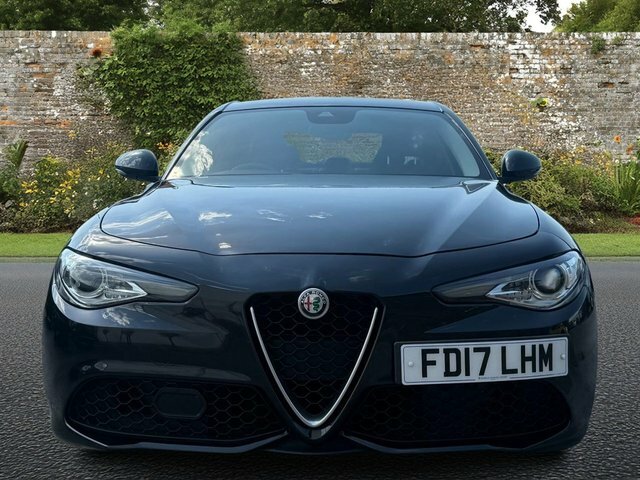 Alfa Romeo Giulia 2.2 Td Speciale Saloon Euro 6 S S Black #2
