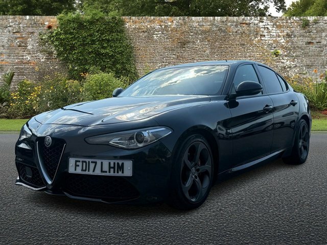 Alfa Romeo Giulia 2.2 Td Speciale Saloon Euro 6 S S Black #3