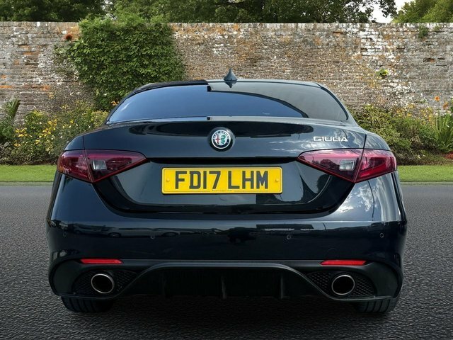 Alfa Romeo Giulia 2.2 Td Speciale Saloon Euro 6 S S Black #5