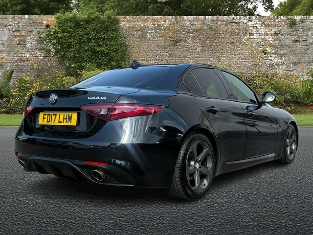 Alfa Romeo Giulia 2.2 Td Speciale Saloon Euro 6 S S Black #6