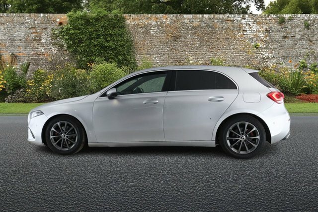 Mercedes-Benz A Class 1.5 A180d Sport Executive Hatchback 7 VK18KJN Silver #5