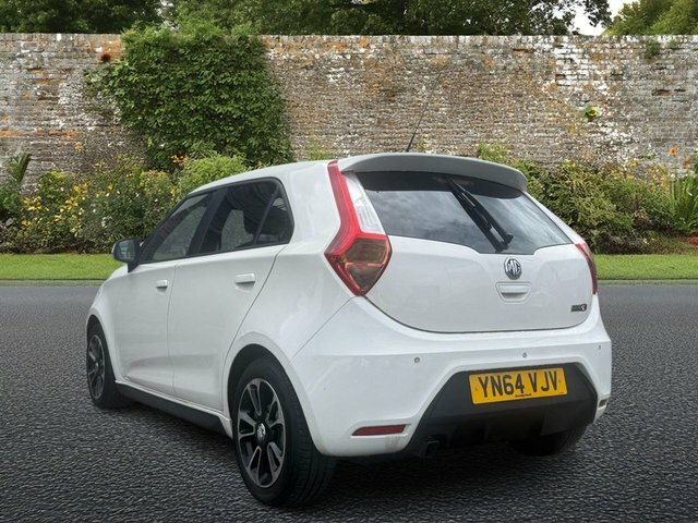 MG MG3 1.5 Vti-tech 3Style Hatchback Eu YN64VJV White #4
