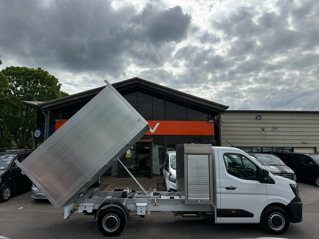 Renault Master 2.0 Ll35 Advance Arborist Lwb Tipper 150 Tree Surg NU26PLT White #2