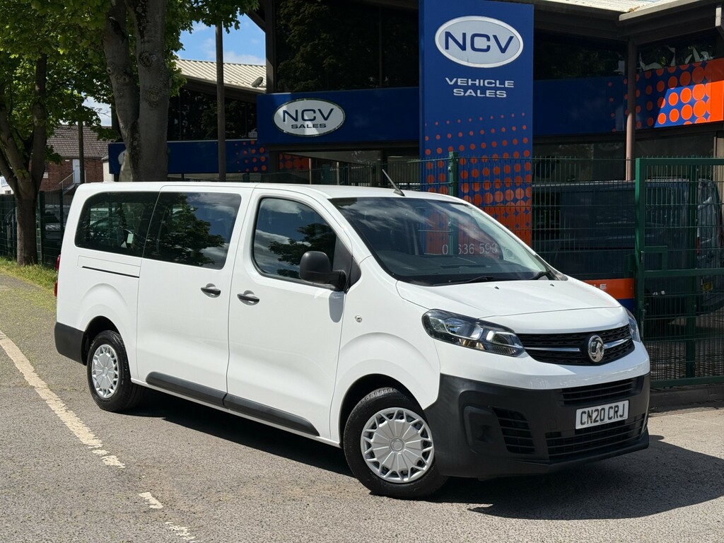 Vauxhall Vivaro Life Edition L Ss 9 Seater Ac Minibus White