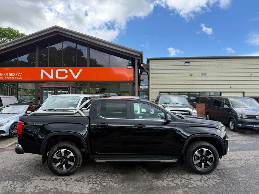 Volkswagen Amarok Dc Tdi Style 4Motion 4X4 Vw SL73ULV Black #2