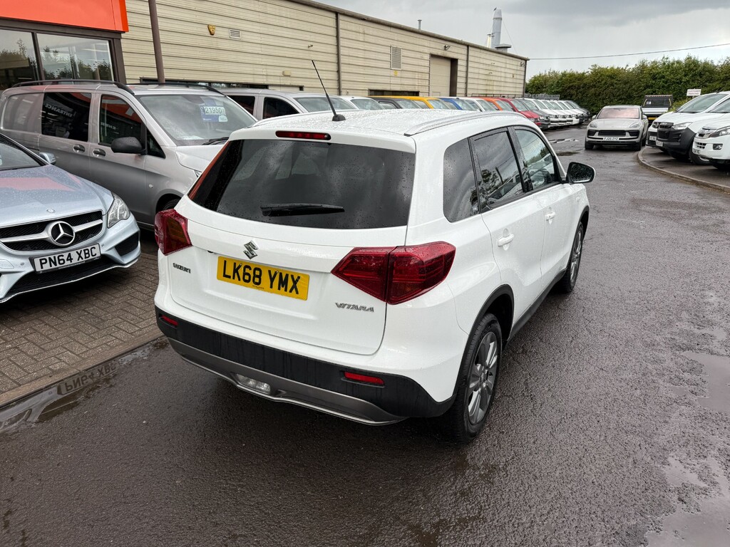 Suzuki Vitara Sz-t Boosterjet Ulez LK68YMX White #3