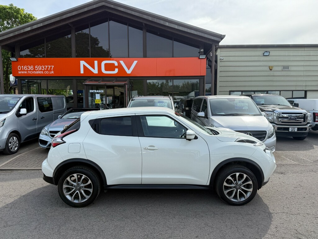 Nissan Juke Tekna Ulez LP19KXG White #2