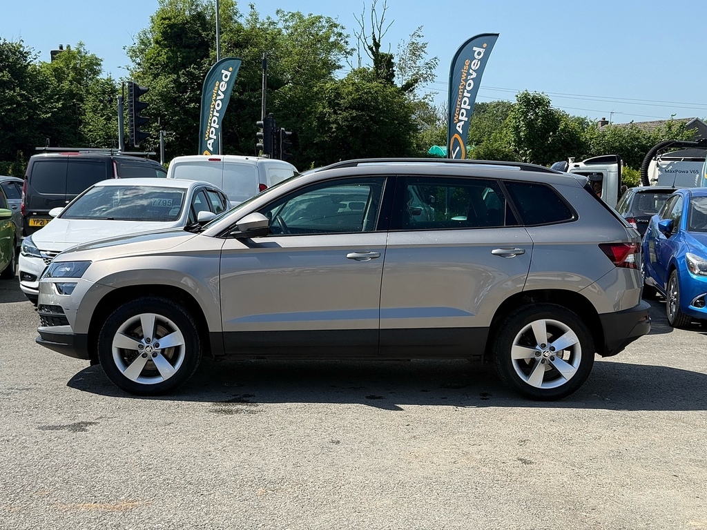 Skoda Karoq Tsi Se Beige #4
