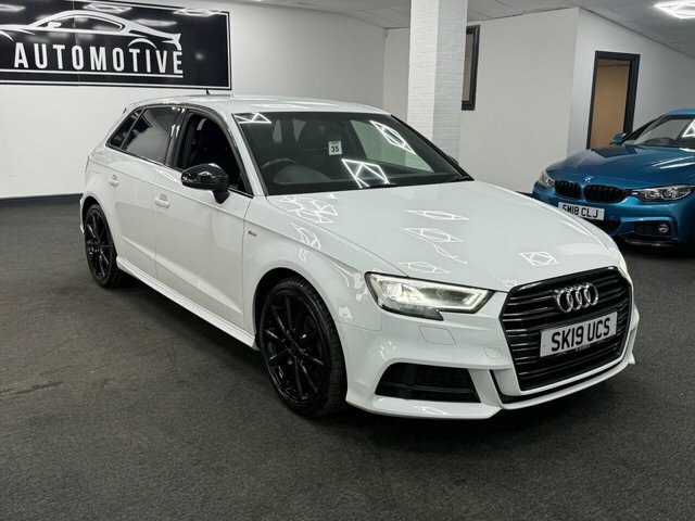 Audi A3 2019 1.0 Tfsi 30 Black Edition Sportback Petro SK19UCS Black #4
