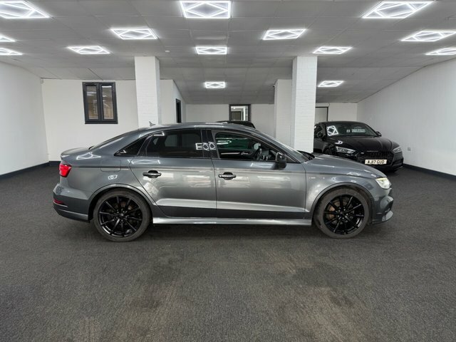 Audi A3 2018 1.5 Tfsi Cod Black Edition Saloon LP67DVR Black #3