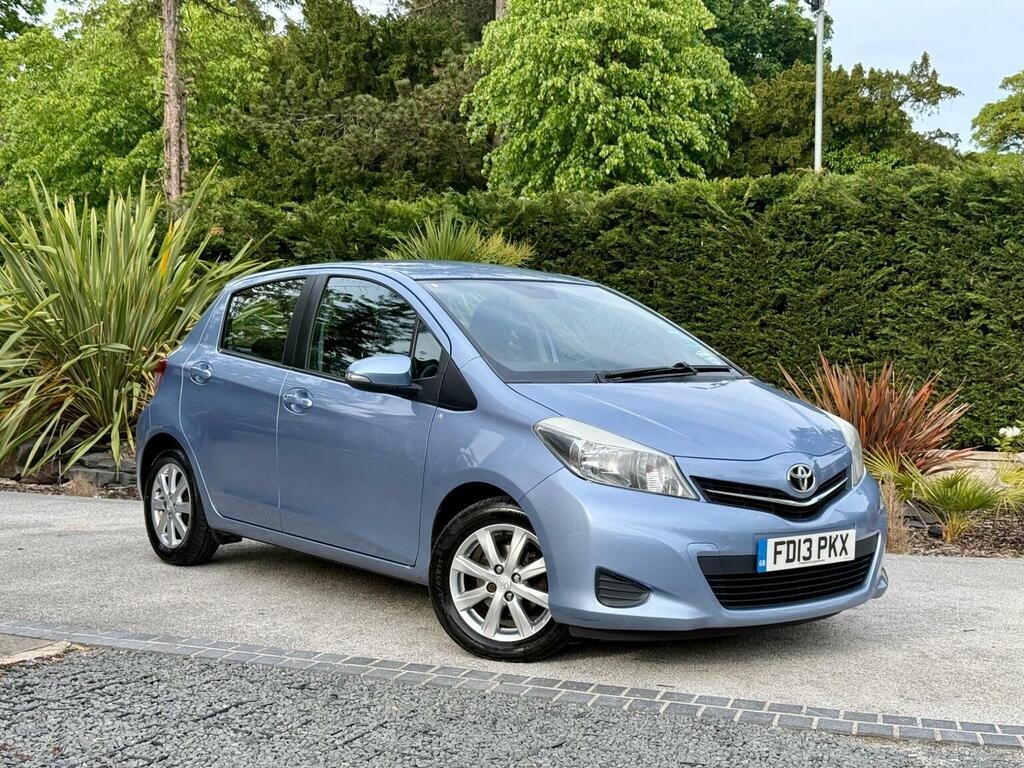 Toyota Yaris 1.33 Dual Vvt-i Tr Euro 5 201313 Blue