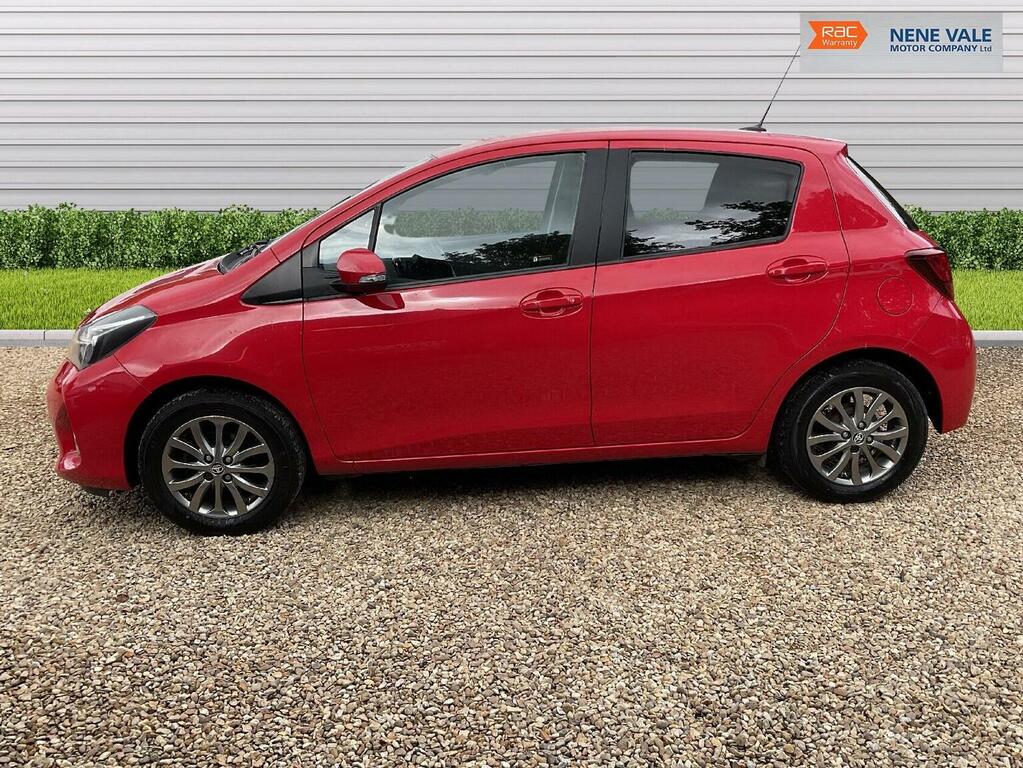 Toyota Yaris Hatchback 1.33 Dual Vvt-i Icon Euro 6 201717 SG17AKN Red #5