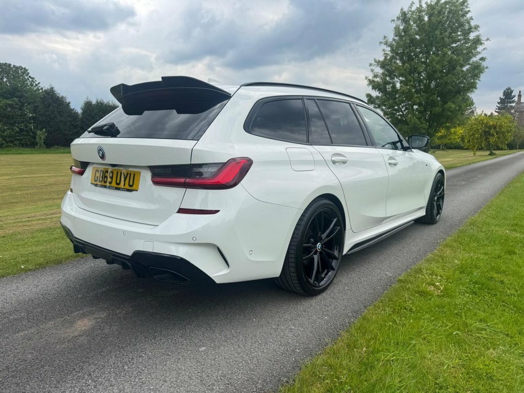 BMW 3 Series 2L M Sport GD69UYU White #4